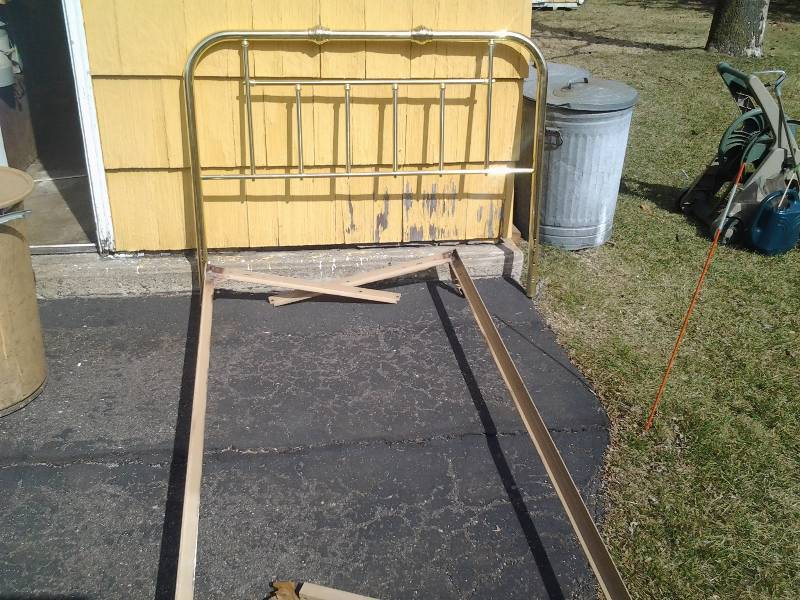 Twin Bed Frame & Brass Look Headboard 52x40