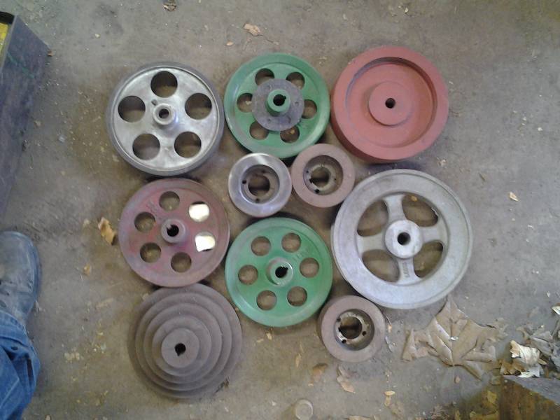 Lot Of Assorted Pulleys