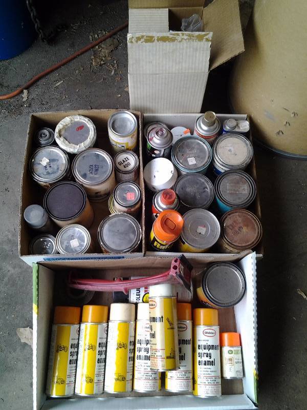 Engine Spray Enamel, Other Paints, Varnish & Chemicals
