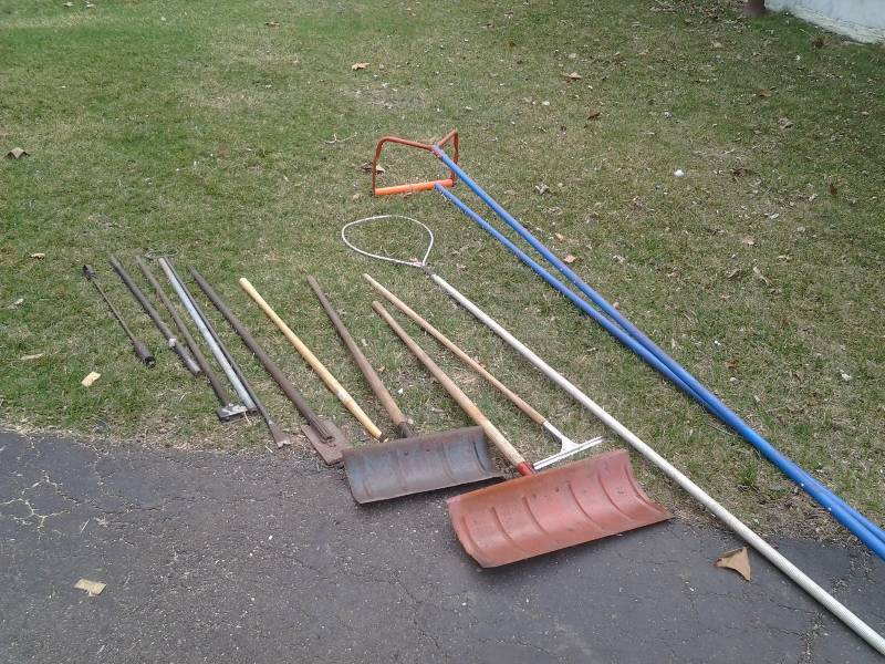 Snow Shovels, Pry Bars, Roof Rake