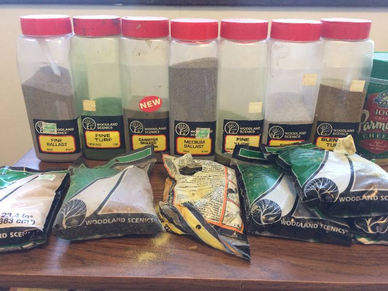 lot 13 image: Assorted Hobbyist Scenics Sand