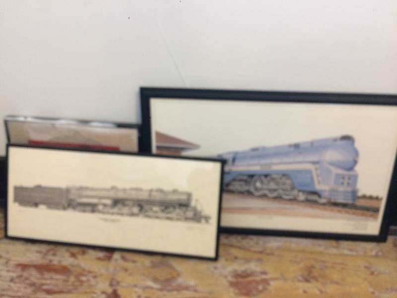 lot 18 image: Assorted Framed Pictures