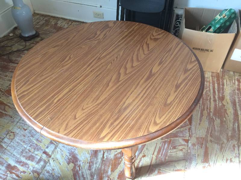 lot 45 image: Coffee Table