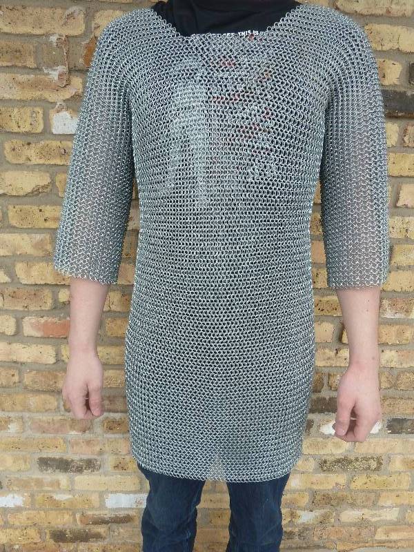 lot 413 image: HauberkHaubergeon Chainmail Shirt