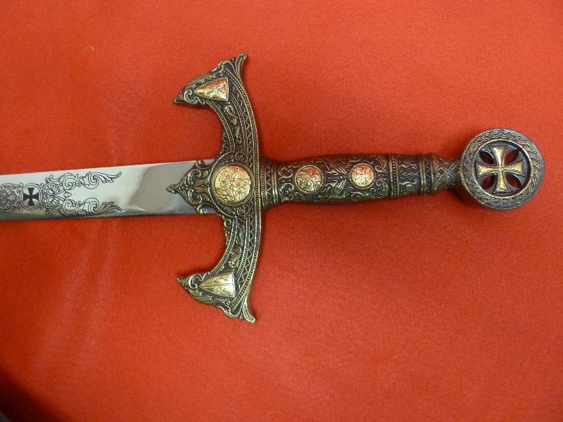 lot 393 image: 47 King Arthur Excaliber Sword