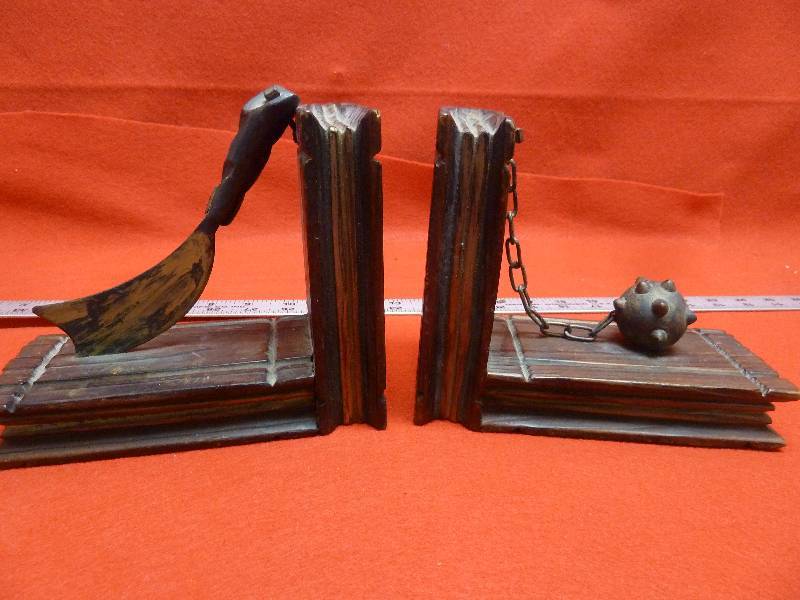 lot 408 image: Medieval Book Ends