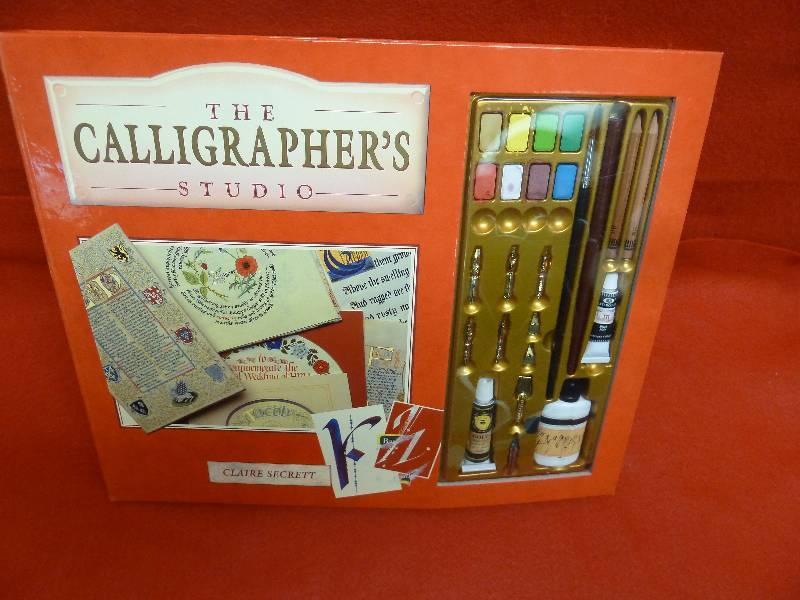 lot 415 image: Calligraphers Set