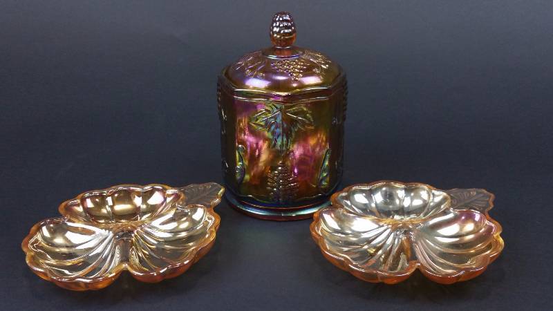 lot 68 image: Indiana Glass Carnival Biscuit Jar  (2) Carnival Glass Serving Dishes