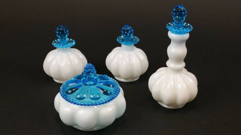 lot 73 image: Vintage Fenton Milk Glass and Aqua Blue Dresser Set