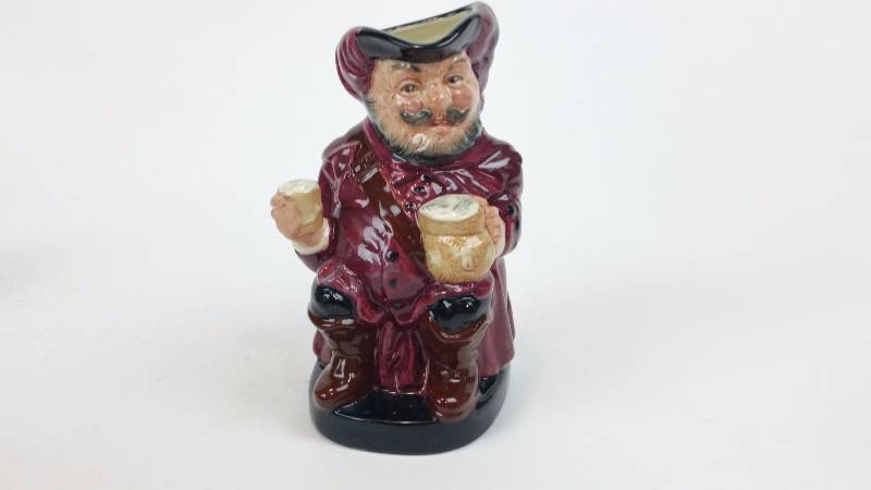 lot 120 image: Royal Doulton Sir John Falstaff 8328A