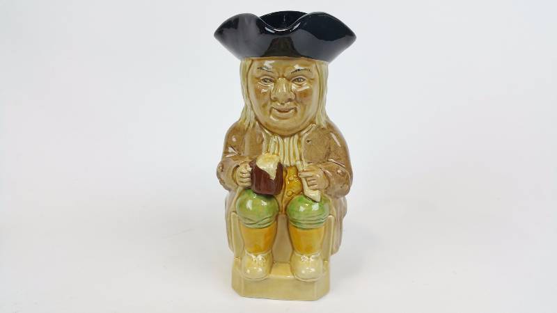 lot 124 image: Hoffritz MS Philpot Mug