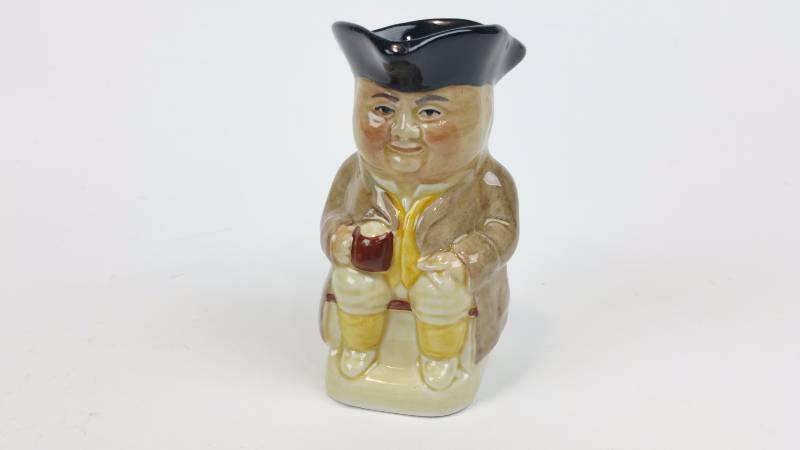 lot 126 image: Tony Wood No. 3 Mug