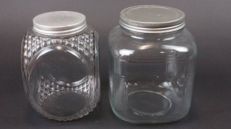 lot 54 image: (2) Vintage Biscuit Jars