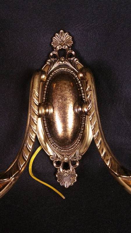 lot 5D image: Pair of Brass Victorian Styled Electric Wall Sconces