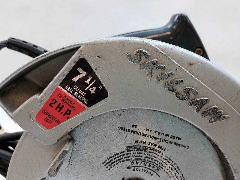 lot 33 image: Skilsaw  Skil Saw 7 14 Circular 559 2 hp 115V AC 10 Amps