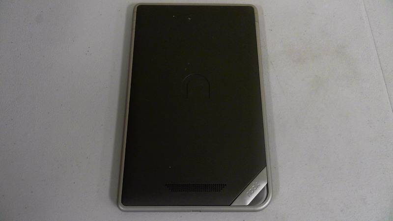 lot 482 image: Barnes & Noble BNTV250A 7in 8GB Nook Tablet No Accessories