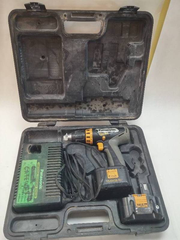 lot 472 image: Panasonic EY6432 15.6V 12 Drill  Driver GOOD WORKING CONDITION