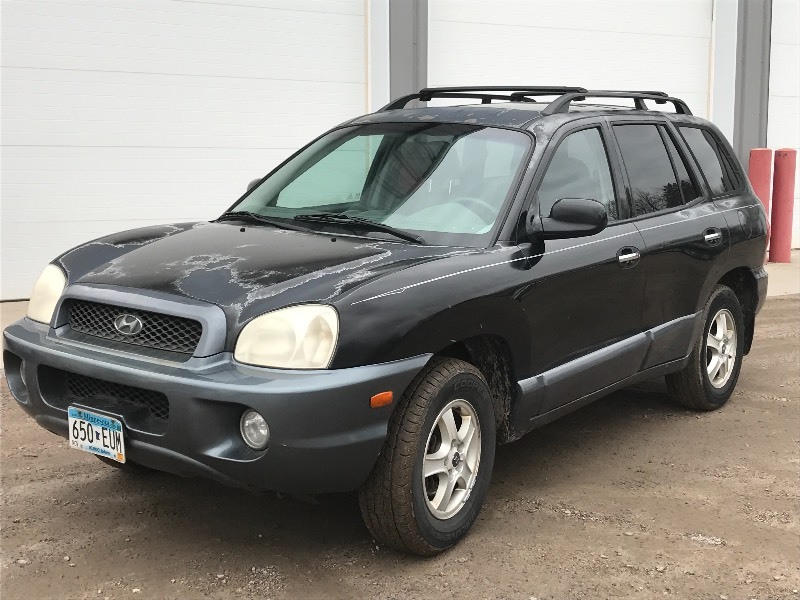 lot 2 image: 2003 Hyundai Sante-Fe