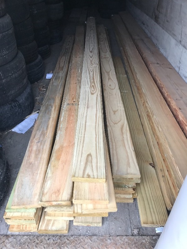 lot 6 image: Large Lot Of Unused 1x5.5 Premium...