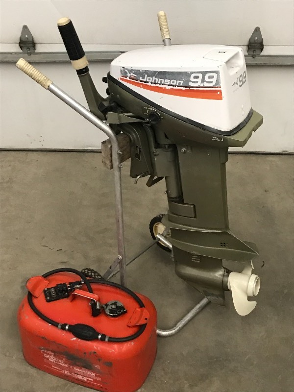 lot 13 image: Johnson Sea Horse 9.9HP Short Shaft...