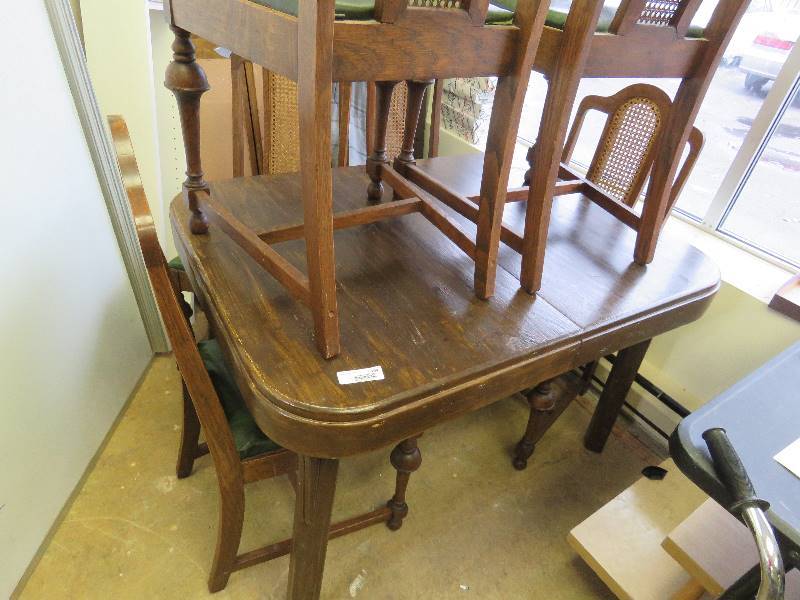 Vintage Kitchen Table and Chairs