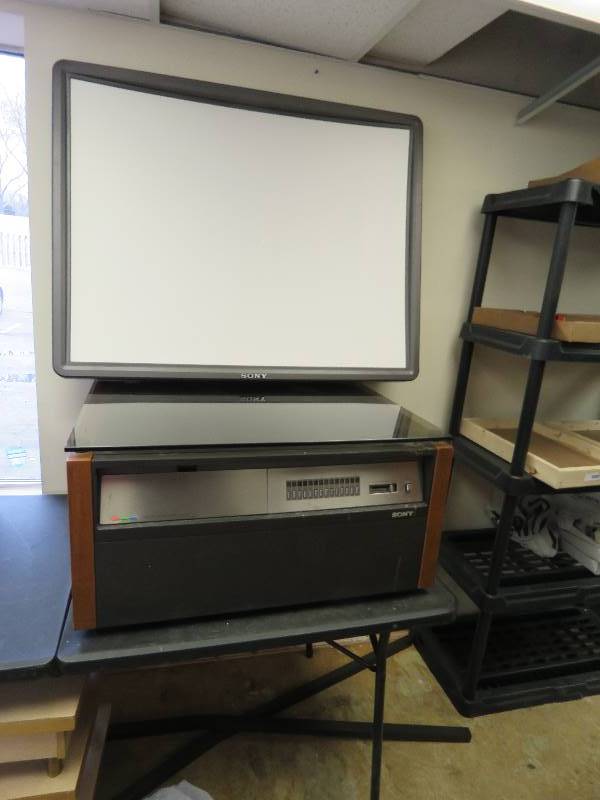 Vintage Sony Projection TV