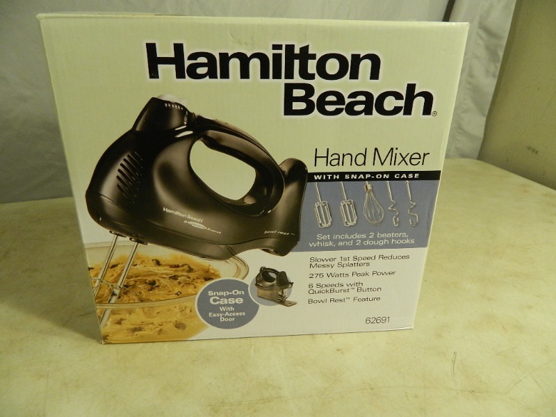 lot 20 image: New Hamilton Beach Hand Mixer