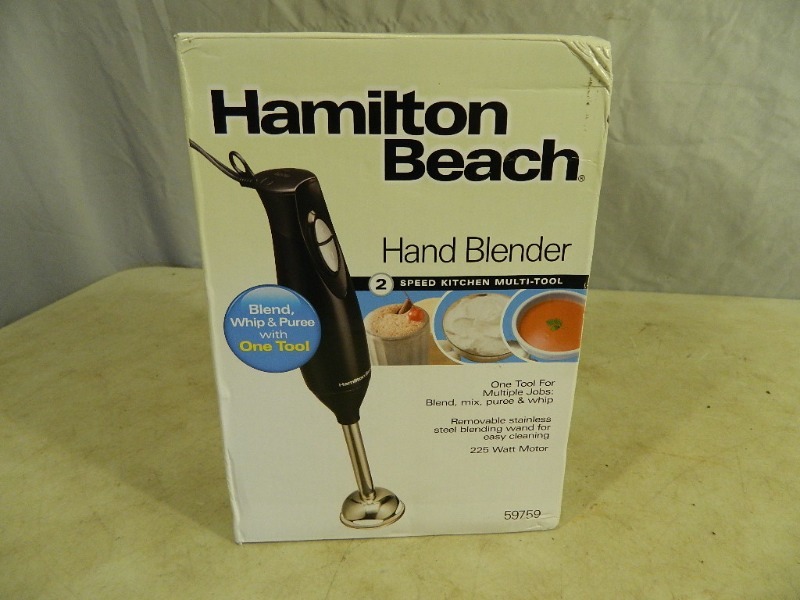 lot 21 image: New Hamilton Beach Hand Blender