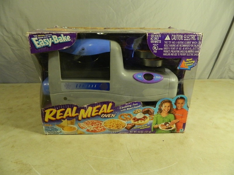lot 33 image: Real Meal Oven