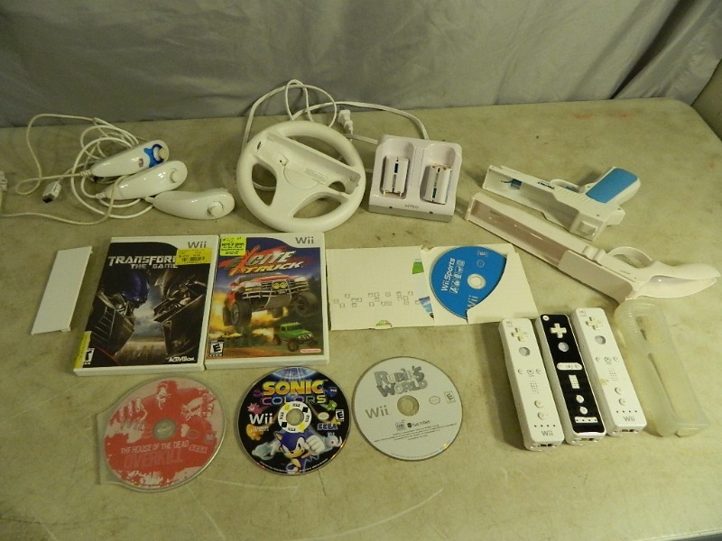 lot 46 image: Nintendo Wii Games and Accessories