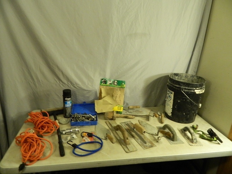 lot 74 image: Masonry Tools and More