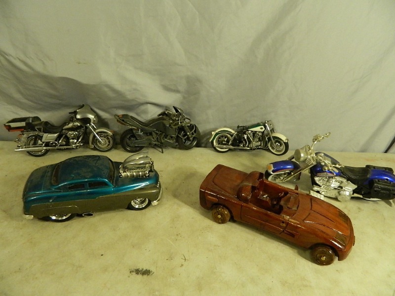 lot 91 image: Collector Motorcycles and Cars