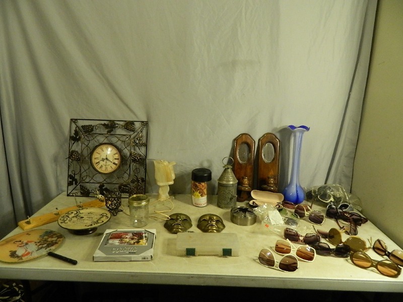 lot 167 image: Home Decor and Collectibles