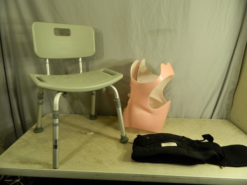 lot 179 image: Adjustable Shower Chair and Braces