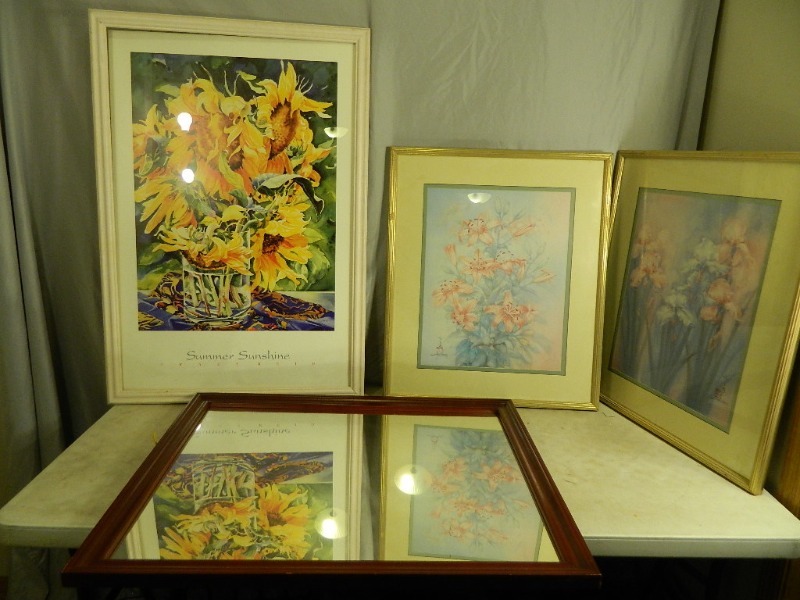lot 205 image: Framed Pictures and Framed Mirror