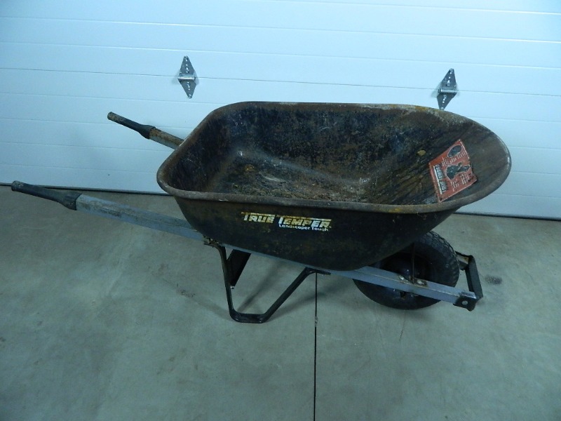 lot 19 image: 6 Cubic Ft Wheelbarrow