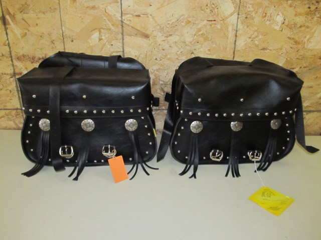 lot 4 image: Unused WILLIE & MAX Leather Motorcycle Saddlebags