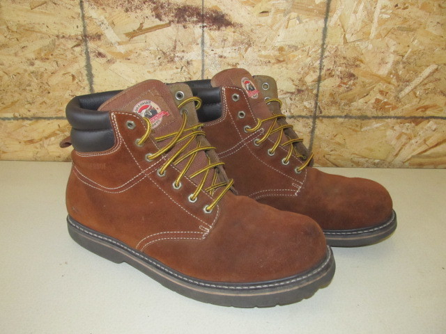 lot 62 image: LIKE NEW Size 14 Brahma Work Boots