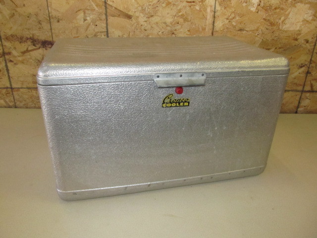 lot 95 image: Vintage CRONCO Aluminum Cooler