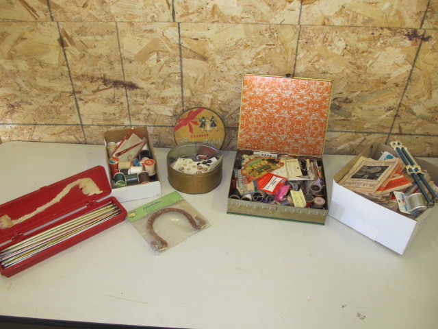 lot 99 image: Large Lot of Vintage Sewing Supplies