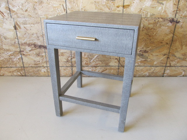 lot 100 image: Snakeskin Style Night Stand