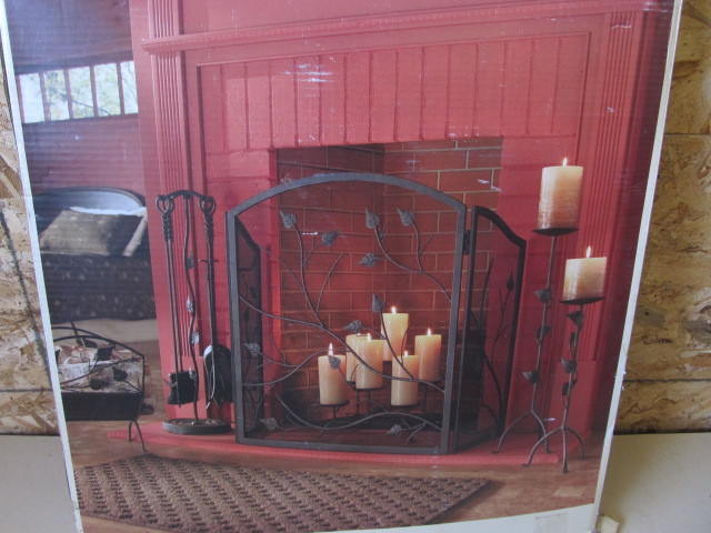 lot 107 image: NIB Fireplace Screen