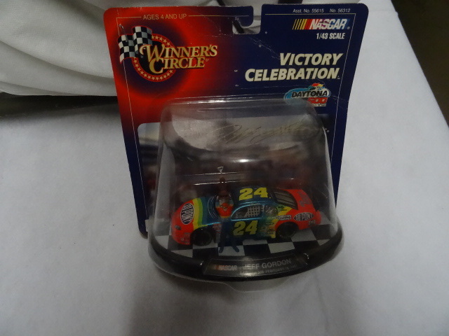 Winners circle Nascar 143 scale No...