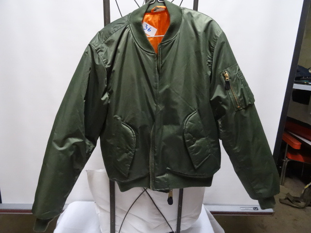Size Large Military lined jacket fo...