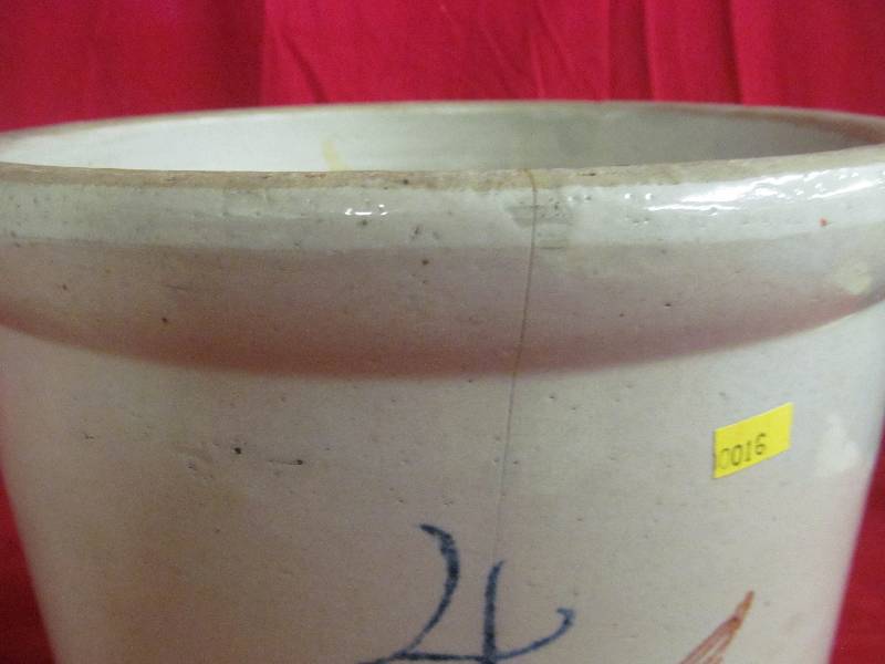 Redwing crock