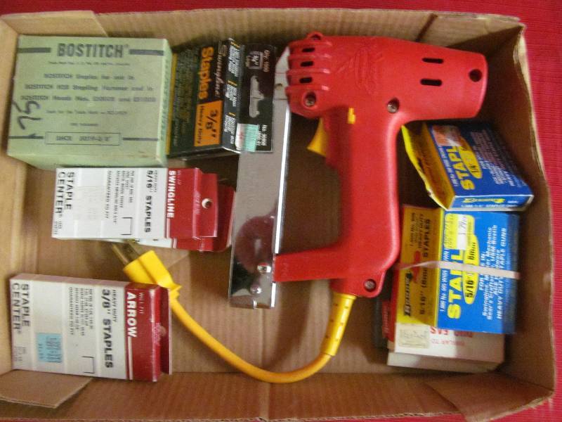 Arrow stapler, staples