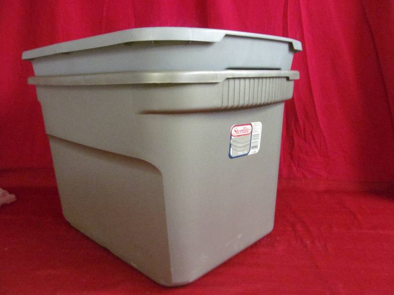 Sterilite totes