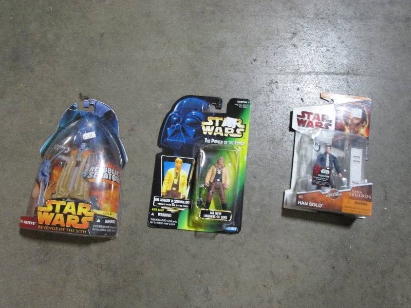 Large Assortment of Star Wars Toys