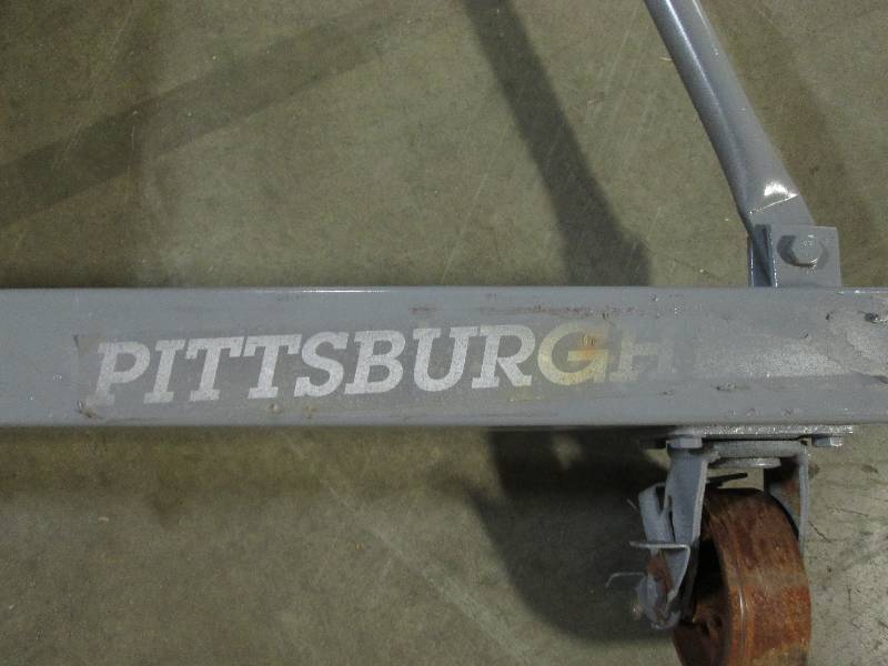 Pittsburg Gantry Crane - Like New