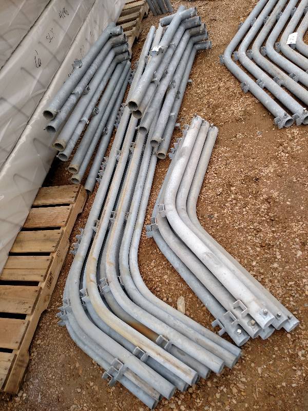 lot 24 image: NewDiscontinued 16 Wide x 40 Lon...